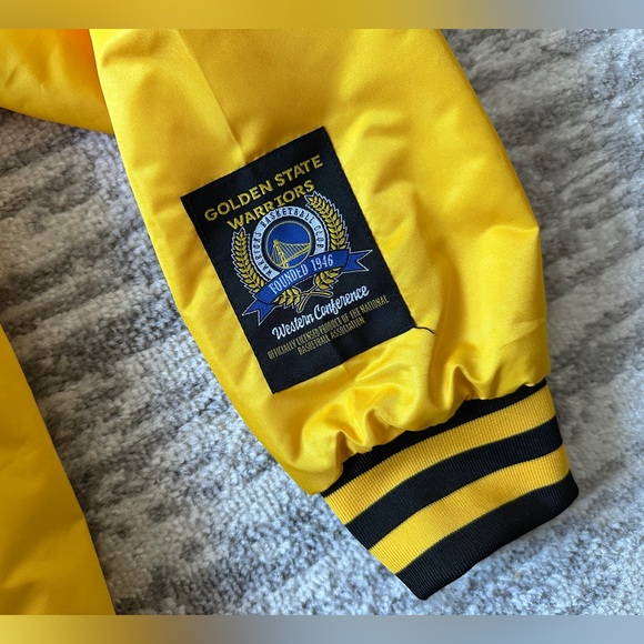 Ultra Game NBA Golden State Warriors satin jacket - Picture 3 of 6